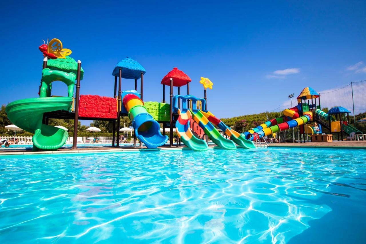 Village & Camping La Foce Valledoria  Exterior photo